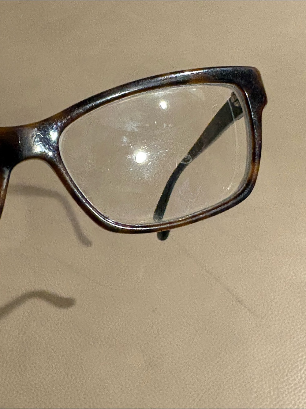 Gucci Rectangular Glasses Frames - Picture 12 of 15